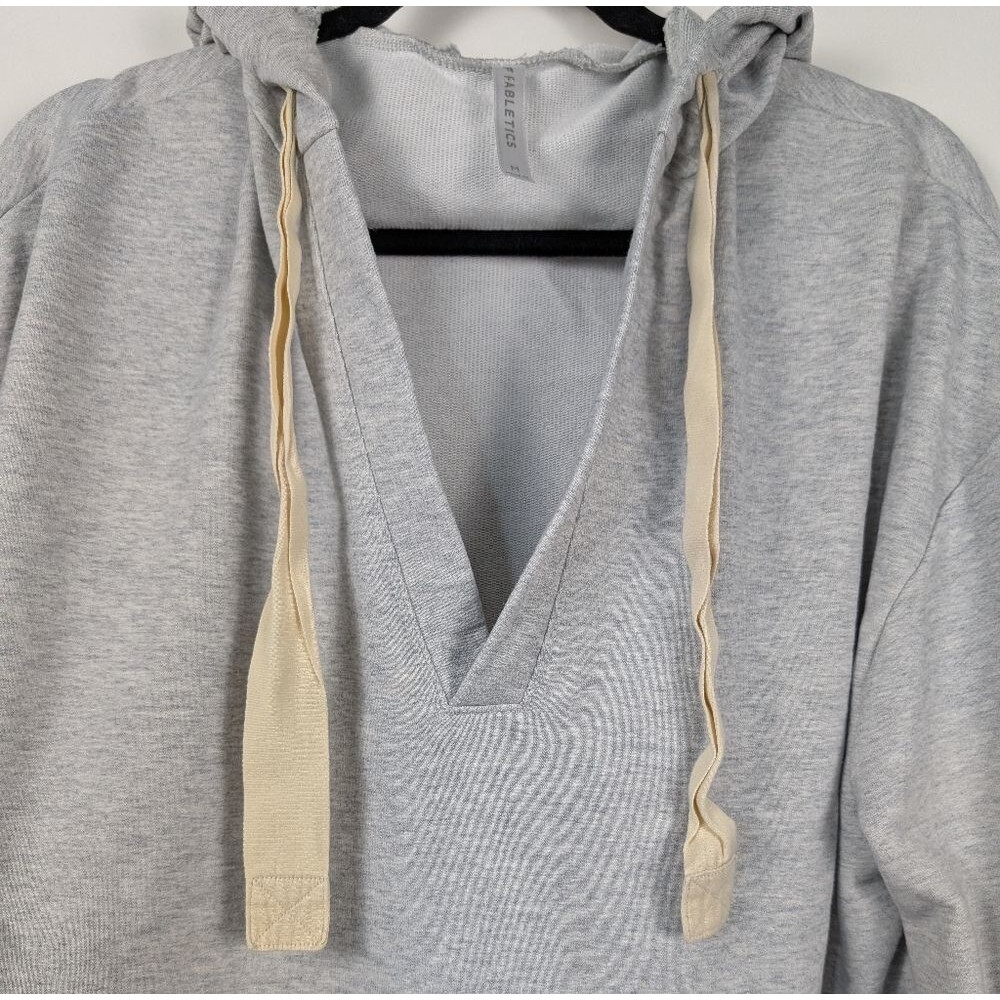 Fabletics Hoodie Women's Medium Gray Pullover Act… - image 3